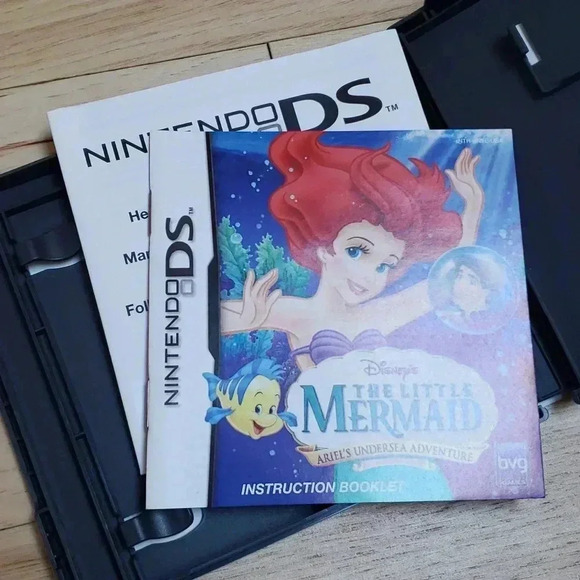 Disney's Little Mermaid: Ariel's Undersea Adventure - Nintendo DS Bundle - Picture 7 of 8
